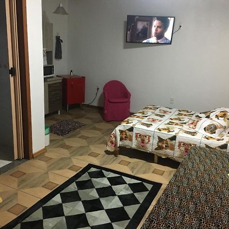 Estudio Dos Bonecos Canela Esterno foto